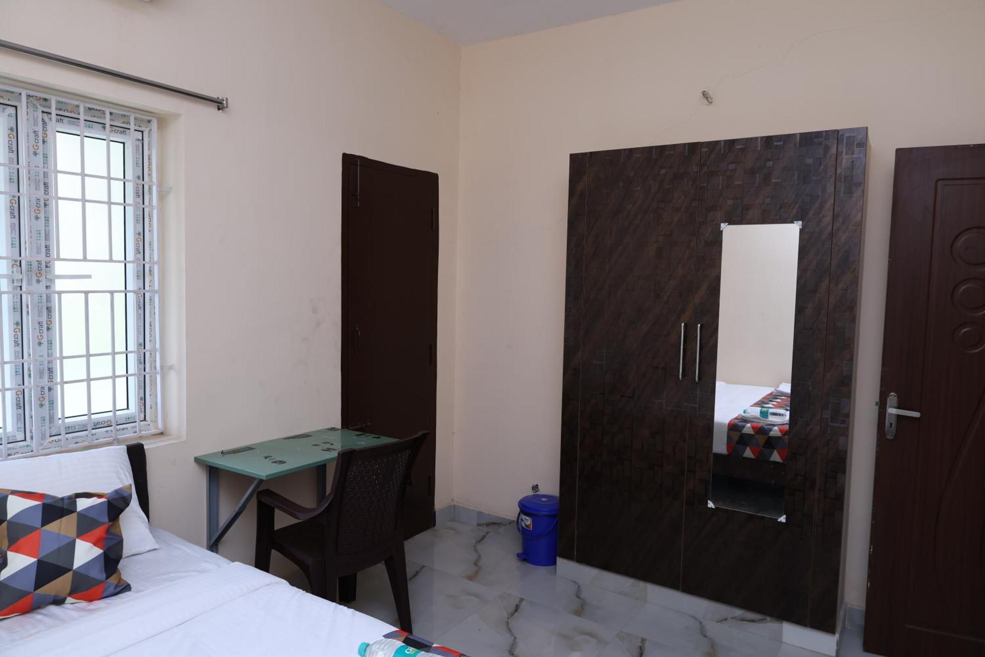 Hotel Galaxy Residency Pallavaram Airport 3*