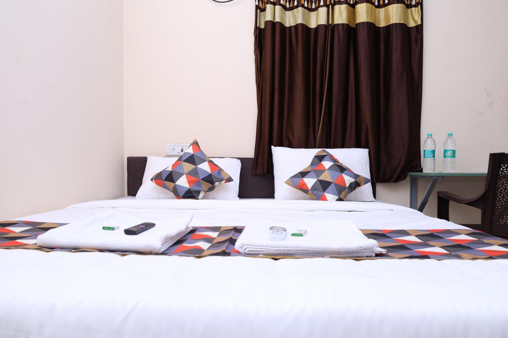 Galaxy Residency Pallavaram Airport 3*